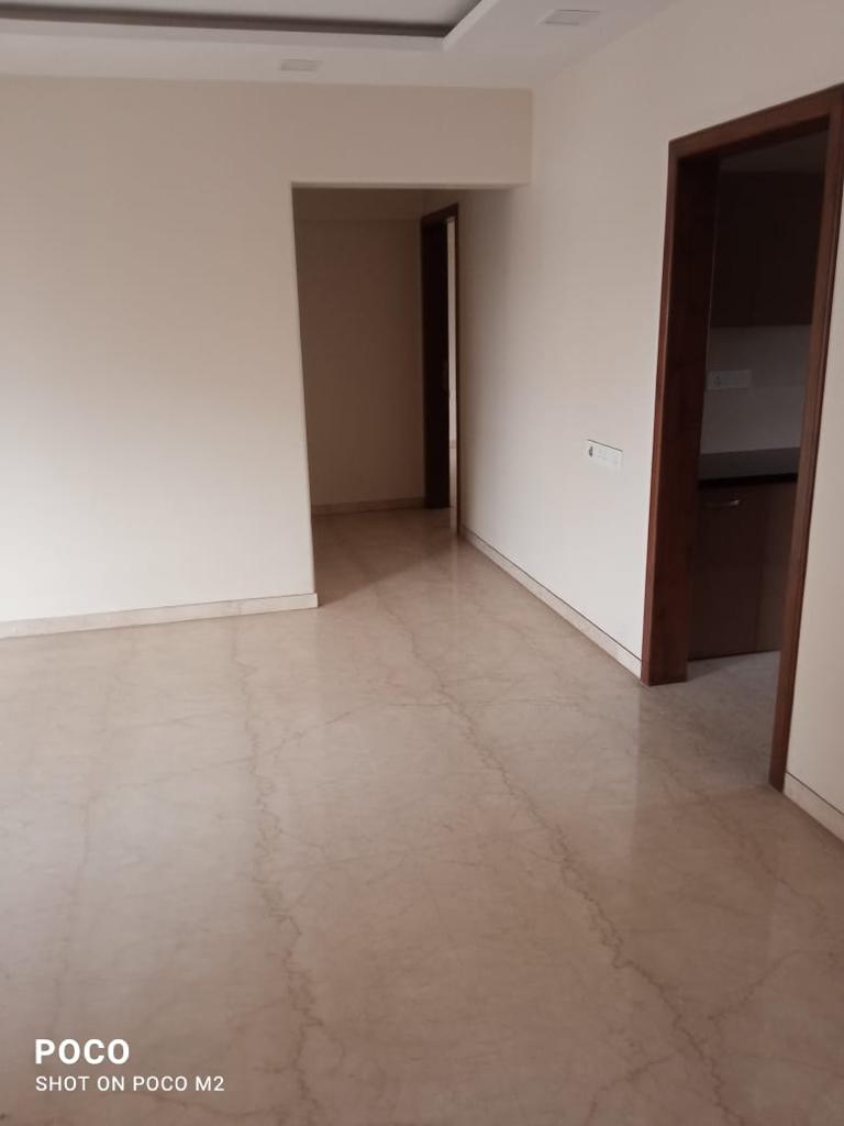 2 BHK Semi Furnished in Two Roses , Bandra West